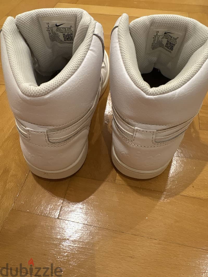 Nike shoes 2