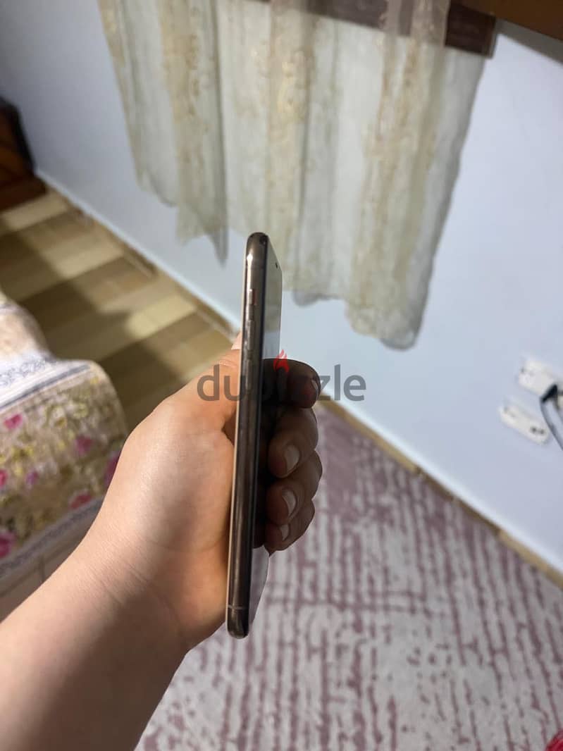 Apple - iPhone 11 Pro 4
