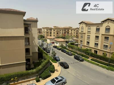 For rent: A fully finished 200 sq m apartment with air conditioning in Mivida, Fifth Settlement, with a distinctive layout. Available for long-term