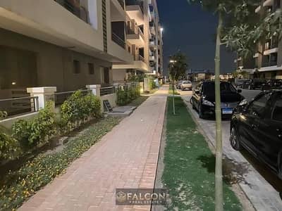 شقة  للبيع  في تاج سيتي tajcity القاهرة الجديدة دقايق دايركت علي السويس دقايق من كمبوند هايد بارك وميفيدا وامام مطار القاهرة