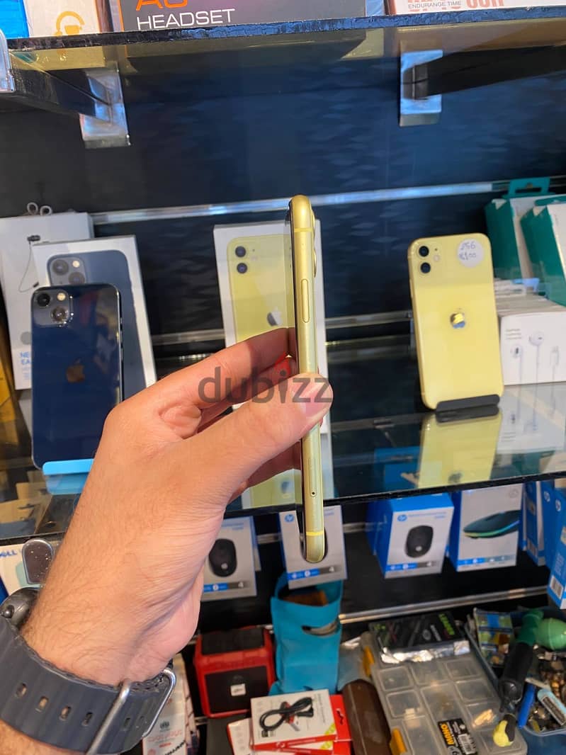 Apple - iPhone 13 1