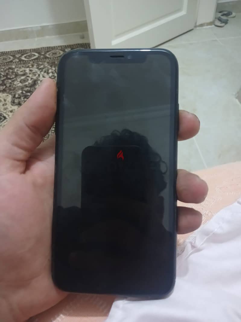 Apple - iPhone XR 5
