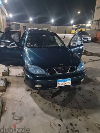 دايو لانوس 2000