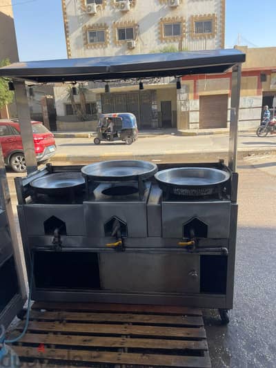 معدات مطعم للبيع