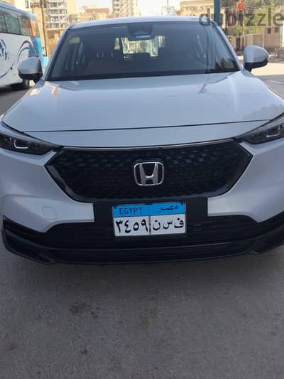 هوندا اتش ار في 2024