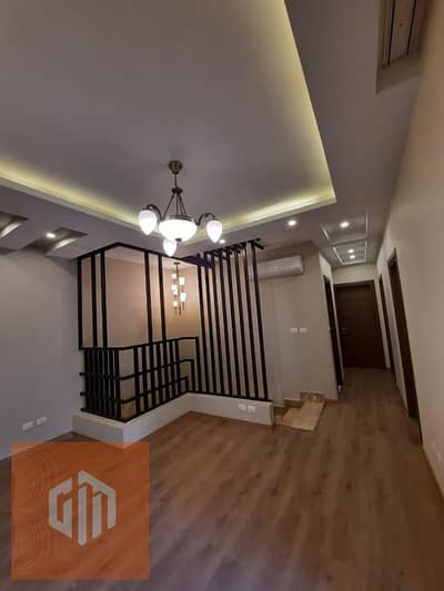263m² Duplex with 70m² Garden in Eastown