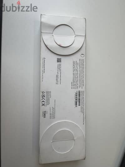 Apple Watch SE Gen 2 (44mm) Midnight - حالة ممتازة مع 2 استراب هدية!