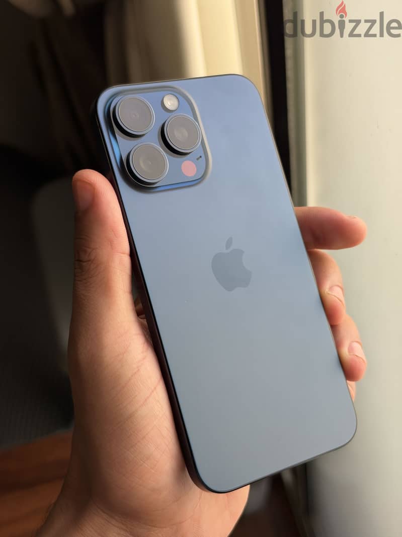 Apple - iPhone 15 Pro Max 3