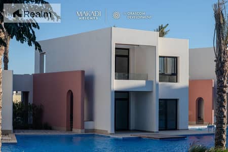 Villa First Row Lagoon view | Private Garden | Fully finished with kitchen cabinets