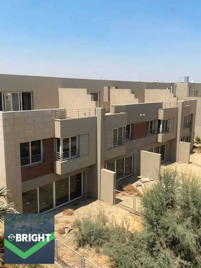 Special Offer Ready to Move Semi Finished Prime Location Townhouse 211 sqm 3 Bed + Master 3 Bath The Crown Palm Hills October near Sheikh Zayed