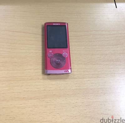 SONY  Walkman Digitalk Media Player Mp3 /MP4 radio 4G