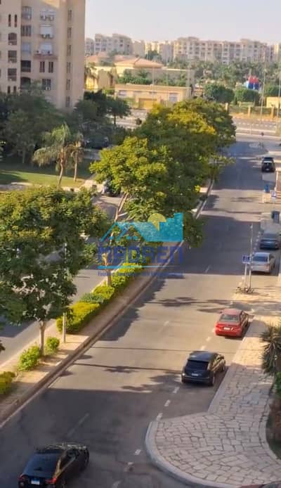 107 square meter apartment for sale in Madinaty in the third phase, very distinguished, with a view of a public street next to the service area