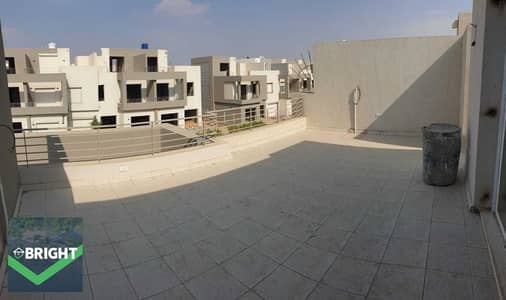Below Market Price Ready to Move Fully Finished Townhouse 365 sqm 3 Bed + Master 4 Bath Palm Hills Golf Extension October near New Giza Dreamland