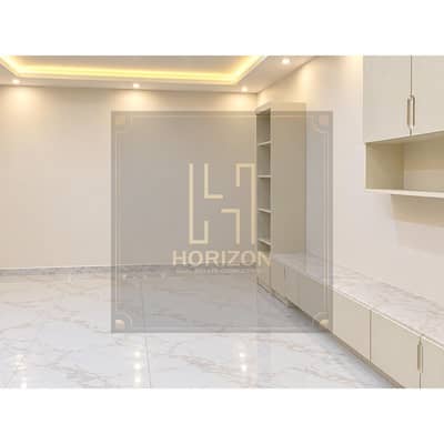 اقل سعر شقه نص مفروش 2نوم ايجار فى كمبوند ديستريكت 5 مراكز apartment for rent in District 5 Compound by Marakez