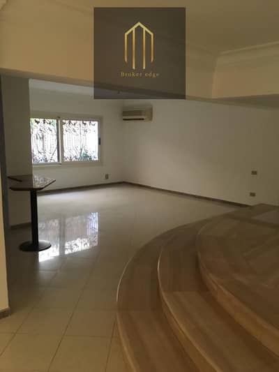 Welcome to the first private entrance in the most distinguished locations of New Cairo at the Golf Land.