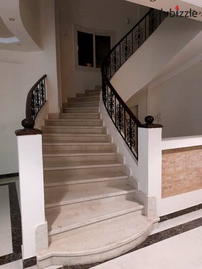 A great opportunity at a special price! Twin House 400m super lux with Al-Fidda Gardens