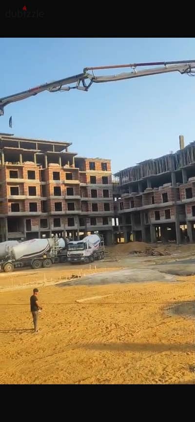  An Unmissable Opportunity at VIA COMPOUND – Old Sheikh Zayed!    Secure your 165-square-meter apartment in the heart of Sheikh Zayed, featu