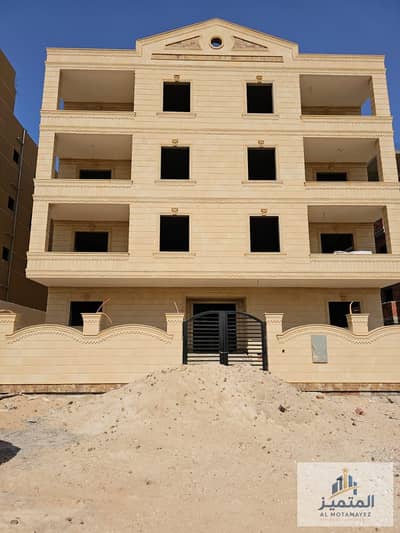Apartment for sale – Obour City, 9th District, Taha Hussein Street. Overlooks the main street with an excellent view.