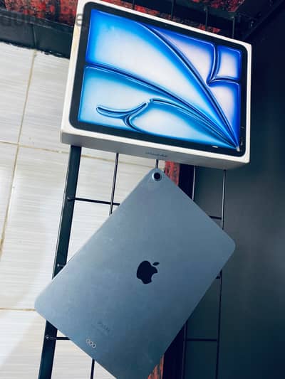 Ipad Air M2 128/8g like new literally, Cairo