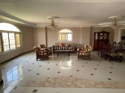 A Spacious, Villa-Like Penthouse in New Maadi, Perfect for Families, at an Unbeatable Price.