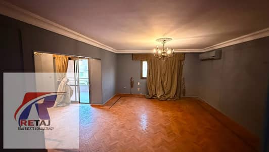 An excellent apartment for sale, including a kitchen and air conditioning units, located in the 6th District—next to the Children’s Park (Hadiqat al-T