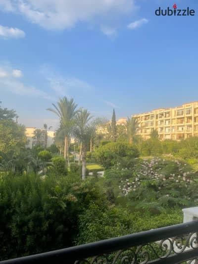 For rent in Zayed Compound 2000.  . . Sheikh Zayed in a distinguished location next to Arkan Mall  190m the apartment is on the first floor with an elevator the view is excellent overlooking the landscape 3 rooms and 2 bathrooms and a reception area 3 pieces a large kitchen for more details 01032867311 010 22320373