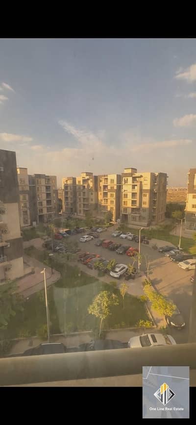 شقه للإيجار فيو رائع جاهزه علي السكن كمبوند جنة اكتوبر تشطيب ممتاز