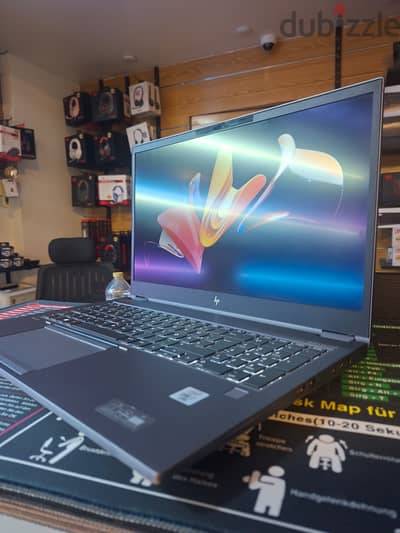 HP ZBOOK FURY G7