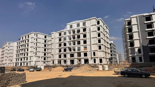 APARTMENT FOR SALE IN NEW CAIRO WITH INSTALMENT UP TO 10 YEARS THE CREST NEW CAIRO VERY PRIME LOCATION