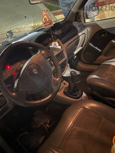 Renault Clio 2004