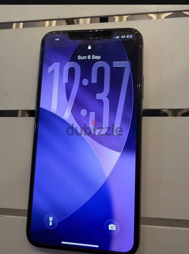 Apple - iPhone 11 Pro Max 1