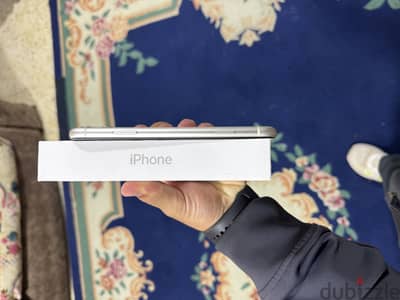 Apple - iPhone 11