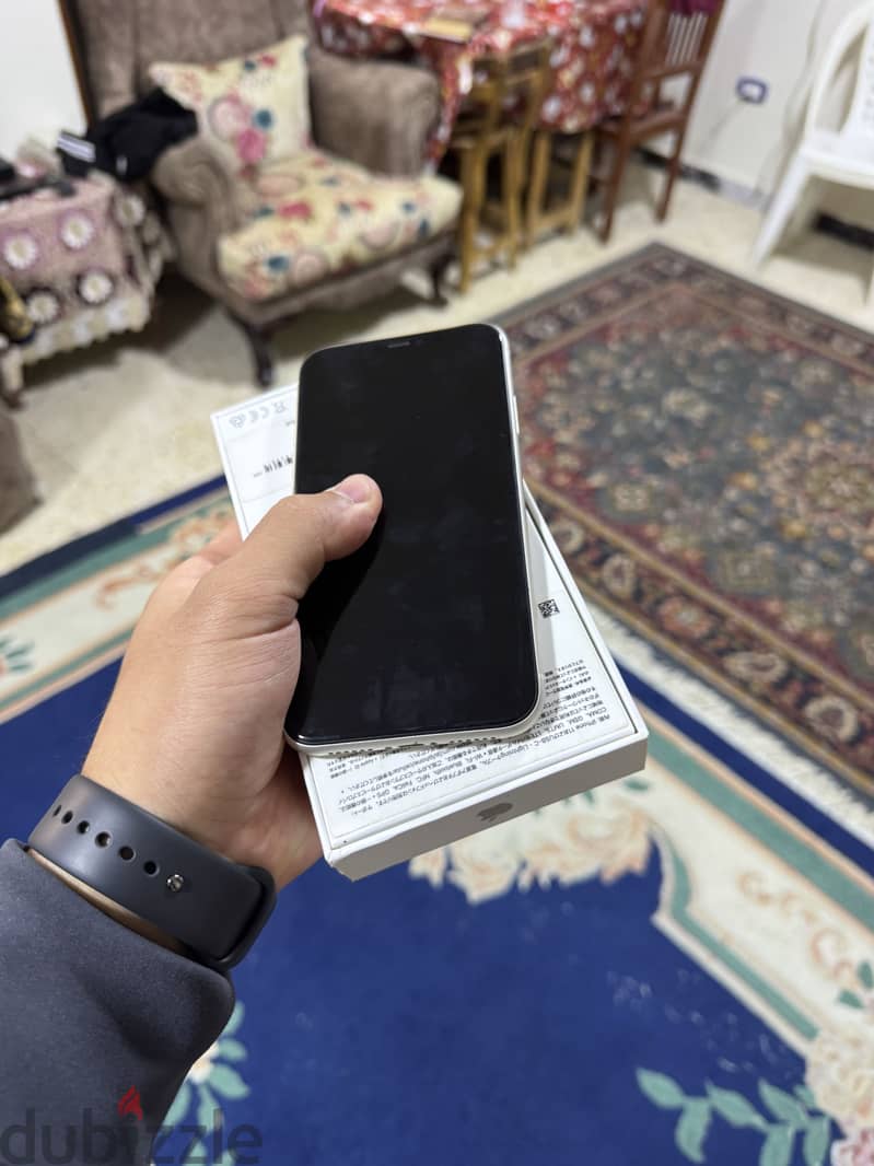 Apple - iPhone 11 1