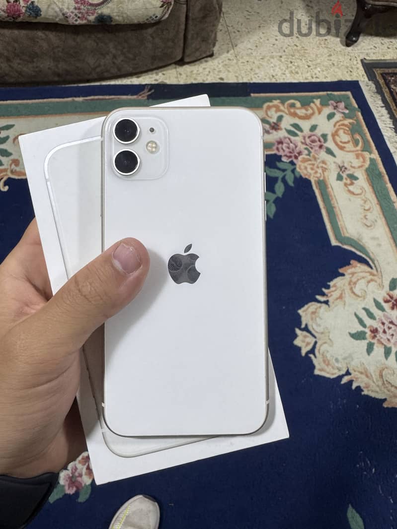 Apple - iPhone 11 4