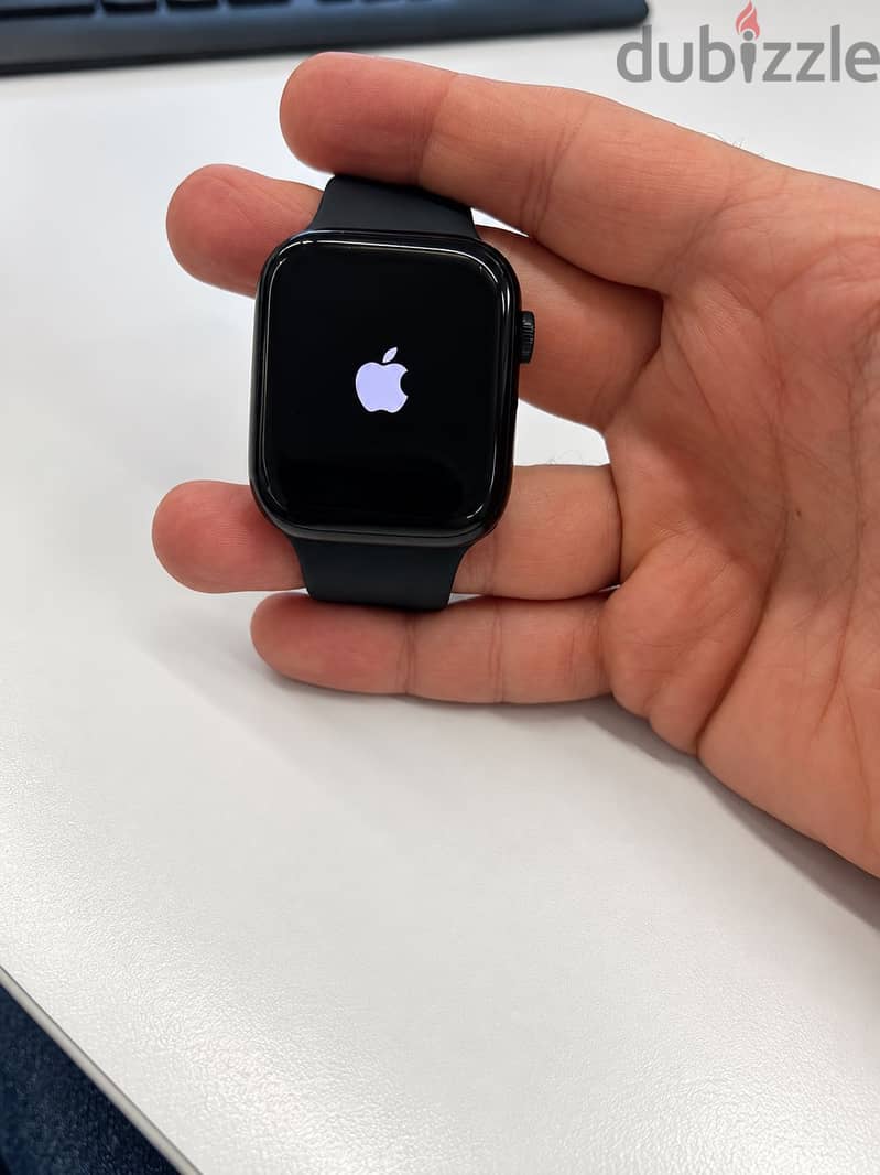 Apple Watch Series 8 2