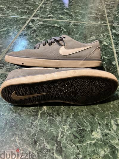 حذاء nike اصلي