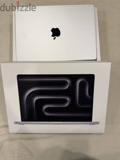 Macbook pro m5 14 inch used like new only 5 charge arabic