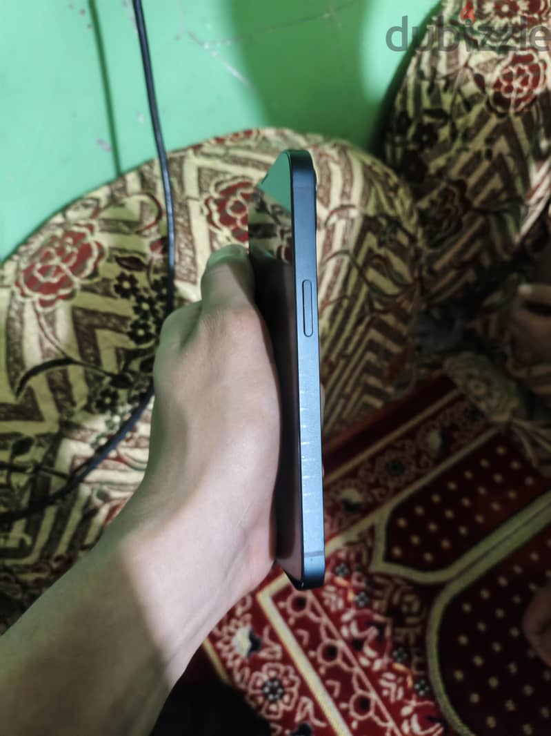 Apple - iPhone 13 3