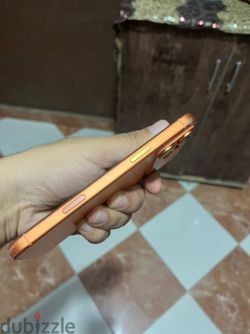 Apple - iPhone 17 Pro Max 4