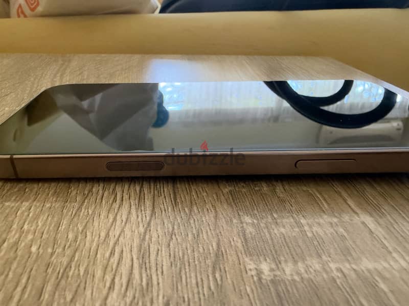 Apple - iPhone 16 Pro Max 1