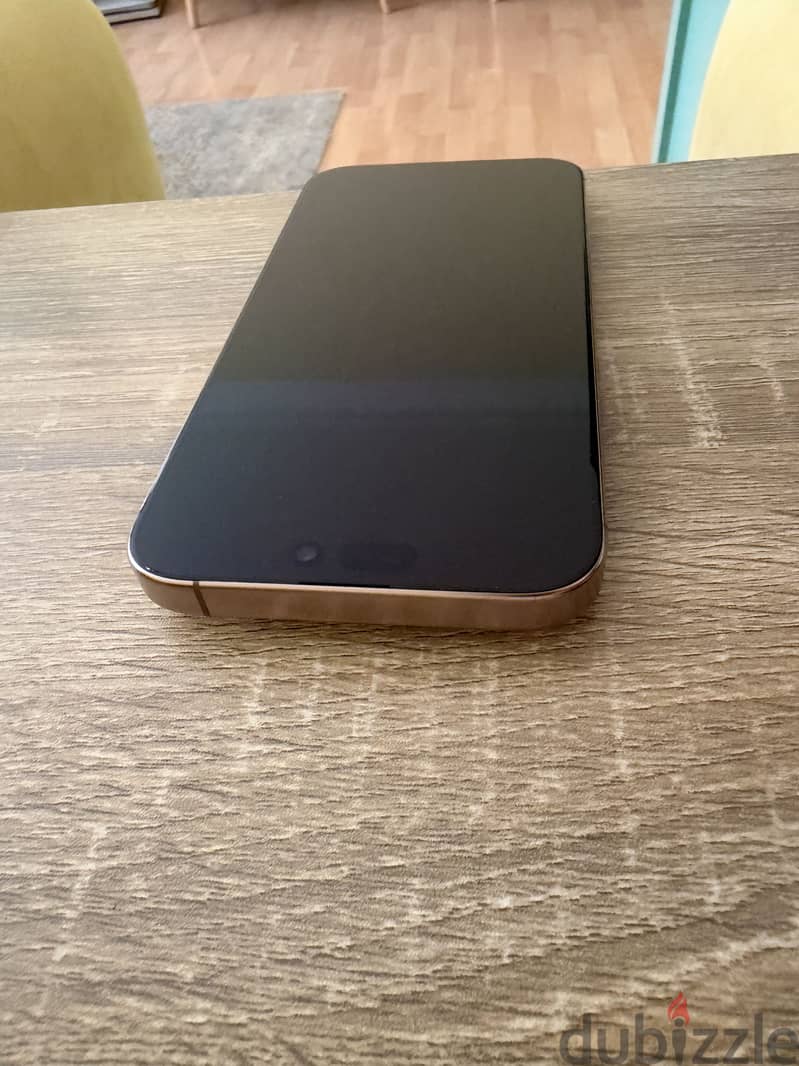 Apple - iPhone 16 Pro Max 4
