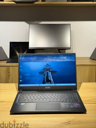  MSI CYBORG 15 A13V (i7-13620H / 16GB DDR5 / 512GB SSD) 