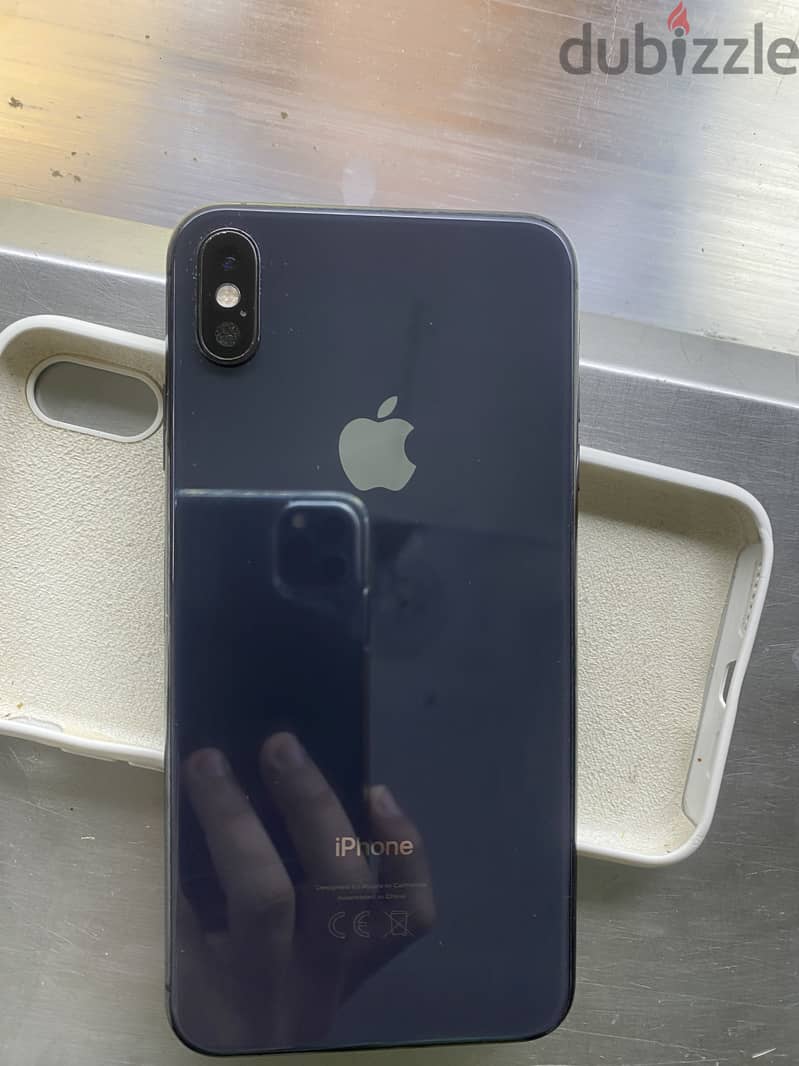 Apple - iPhone XS Max 2