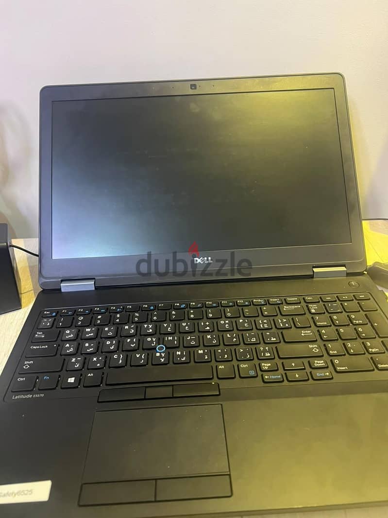 Latitude E5570 del 1