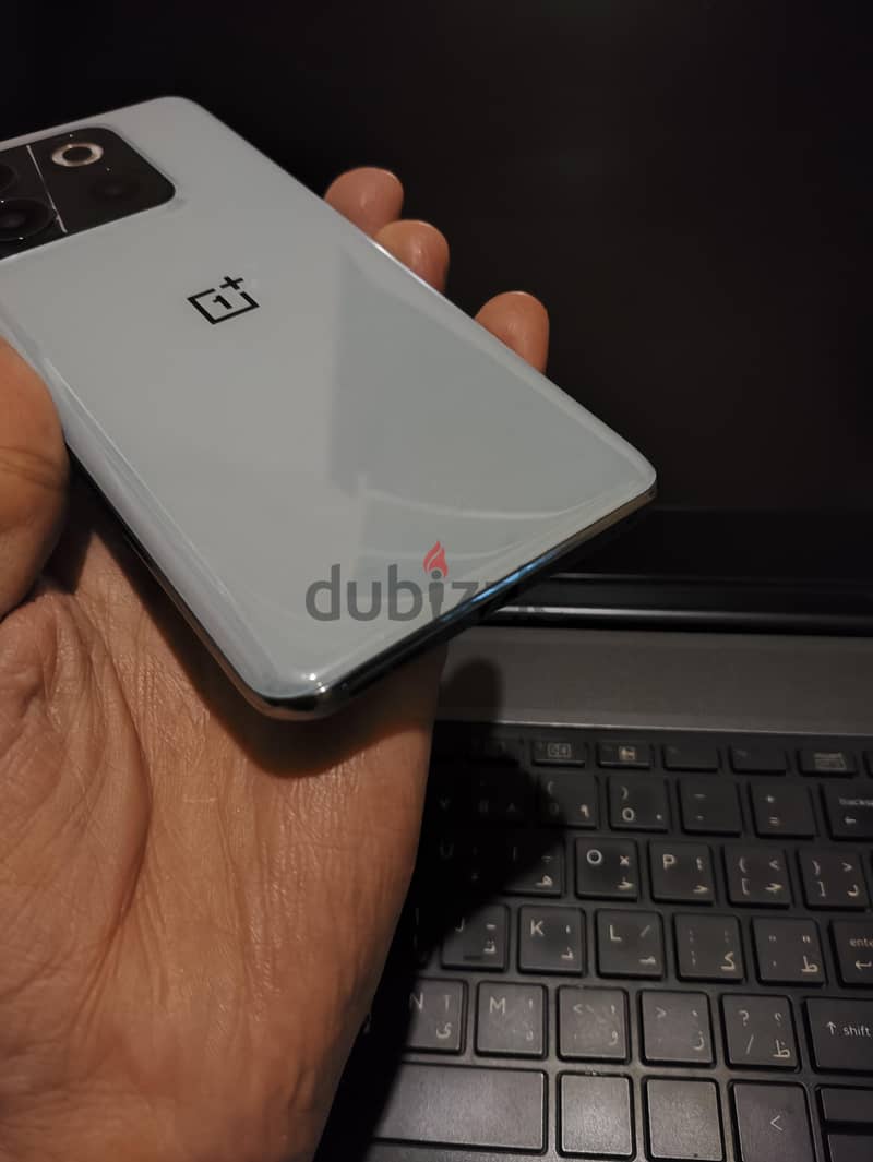 One Plus 10T 1