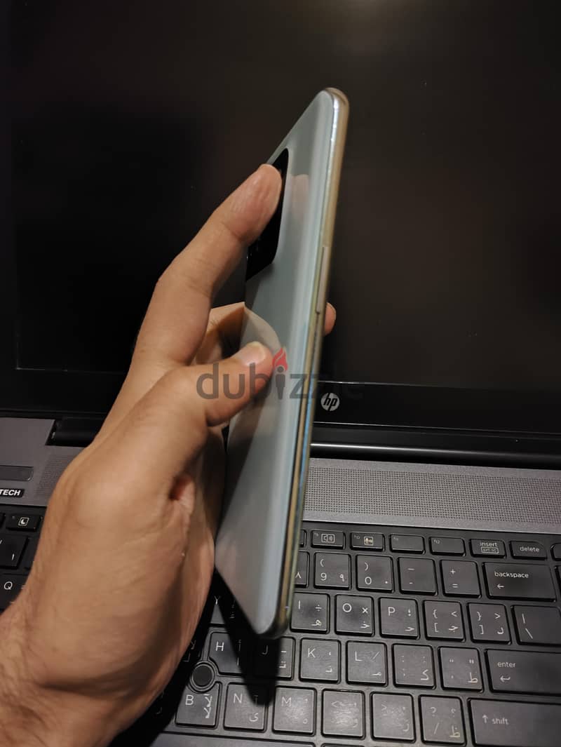 One Plus 10T 4