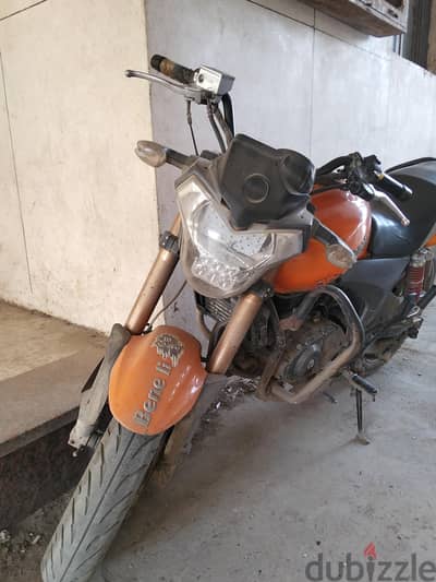 موتوسيكل بينيللي Vlm 200
