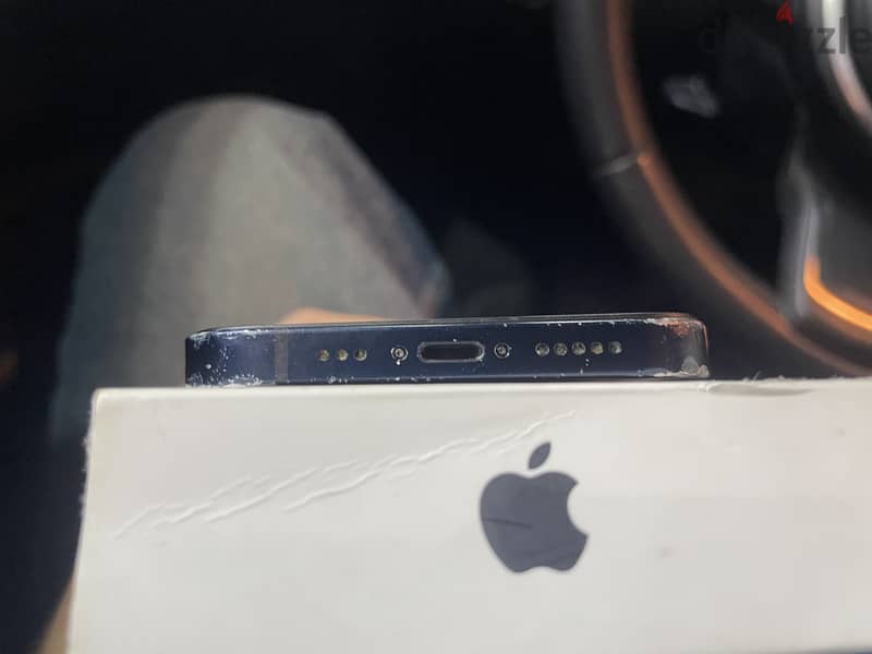 Apple - iPhone 12 3