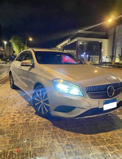 Mercedes-Benz A200 2015