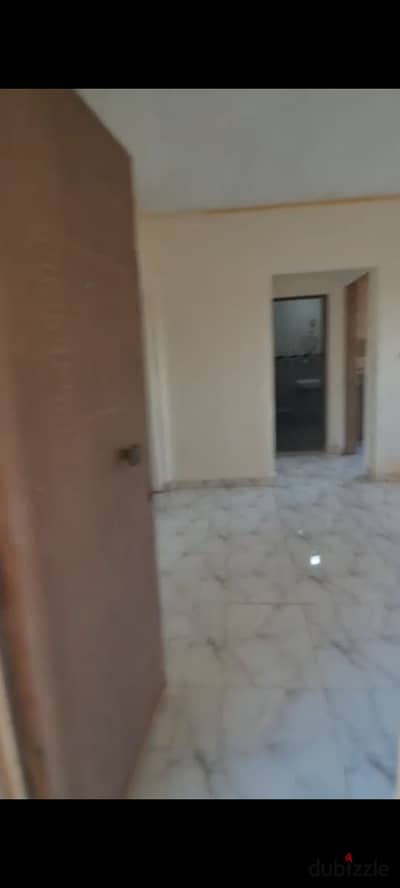 Apartment for rent unfurnished in Sheikh Zayed district 11, block 1